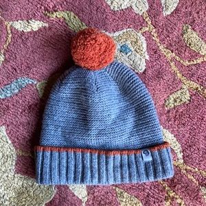 Mountain hardwear ski beanie